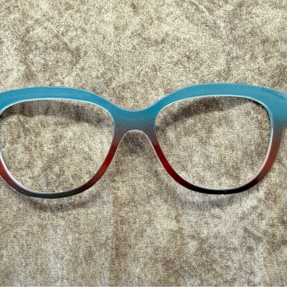 The Teal to Espresso Gradient for Quinn
